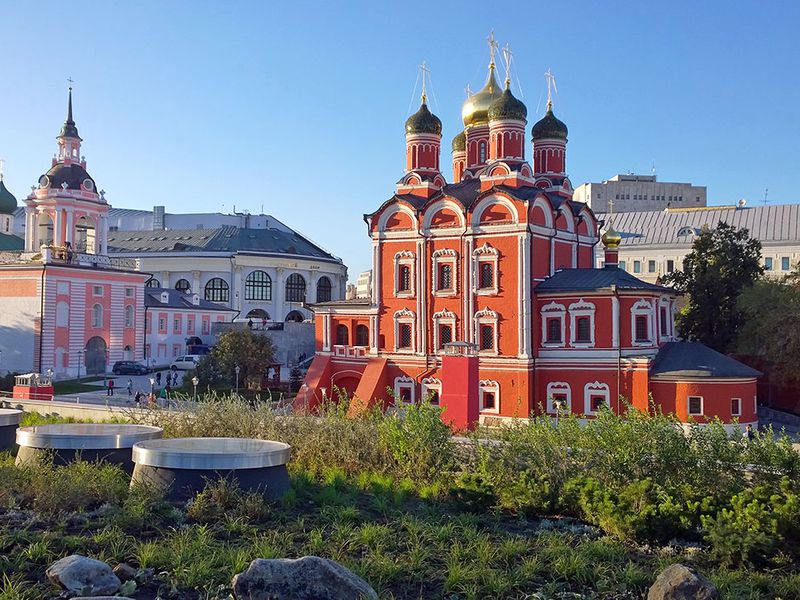 Москва: от уличных калачей до палат Романовых - экскурсия в Москве