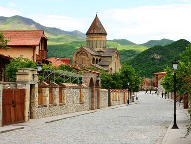 Монастырь Джвари, конная прогулка и улицы старого Тбилиси - экскурсия в Тбилиси
