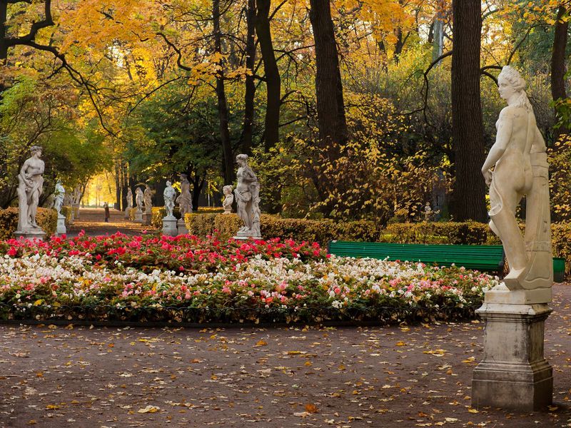 История и секреты петербуржских садов - экскурсия в Санкт-Петербурге