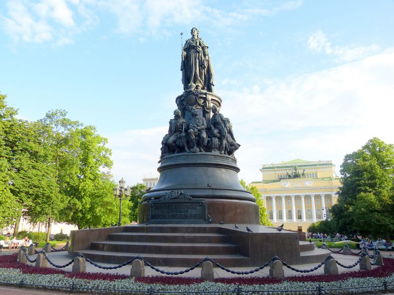 История и секреты петербуржских садов - экскурсия в Санкт-Петербурге