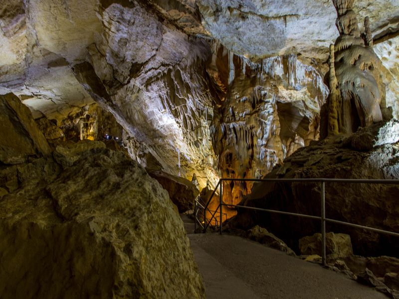 К таинственным пещерам Чатыр-Дага - экскурсия в Ялте