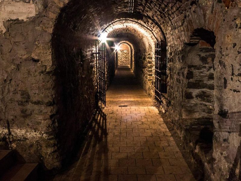 Петропавловская крепость — от тоннелей до крыши - экскурсия в Санкт-Петербурге