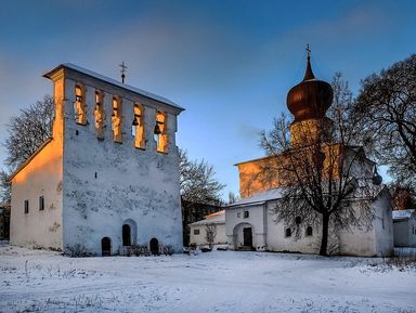 Псково-Печерский монастырь и Изборско-Мальская долина - экскурсия в Печорах