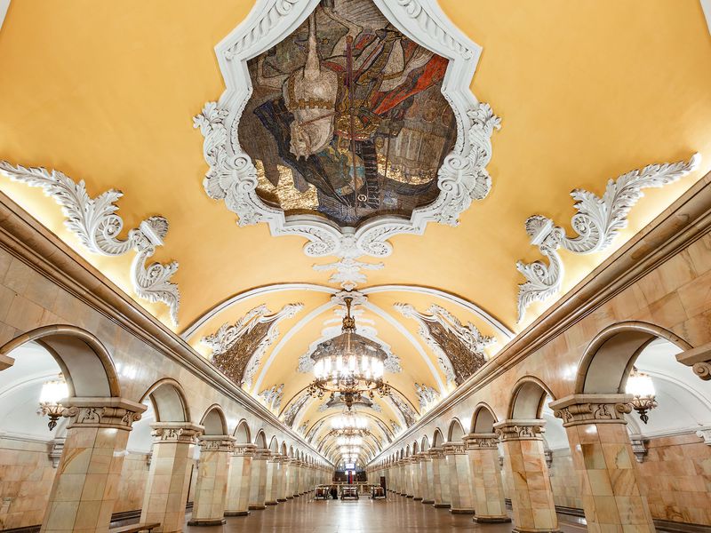 Дворцы для народа»: новый взгляд на московское метро - экскурсия в Москве