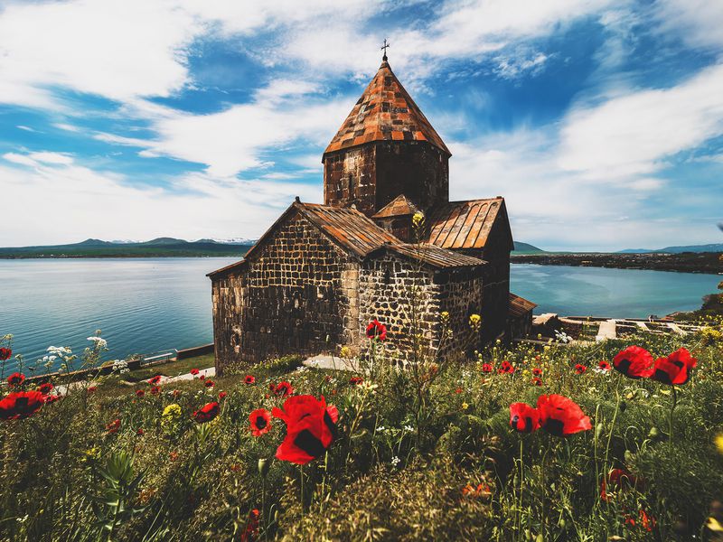 Армения от языческих храмов до снежных хребтов - экскурсия в Ереване