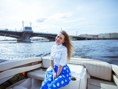 По рекам и каналам на персональном катере! - экскурсия в Санкт-Петербурге