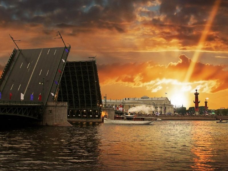 Разводные мосты глазами петербуржца - экскурсия в Санкт-Петербурге