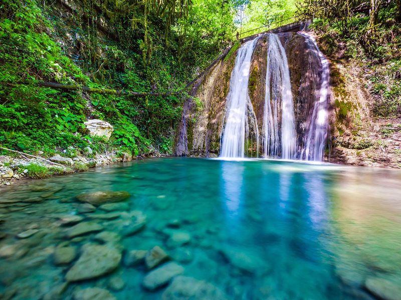 Долина легенд: 33 водопада и адыгейское шоу - экскурсия в Сочи
