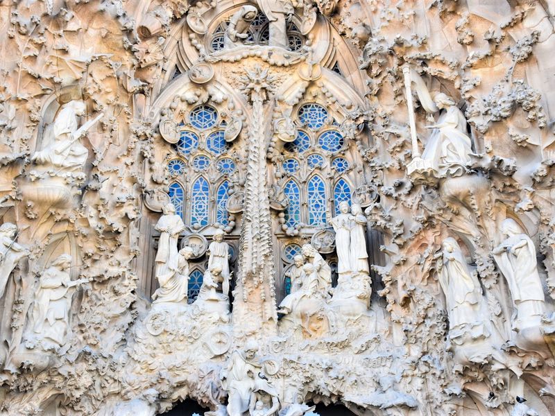 Онлайн-экскурсия «Саграда Фамилия — самый необычный храм на свете» - экскурсия в Барселоне