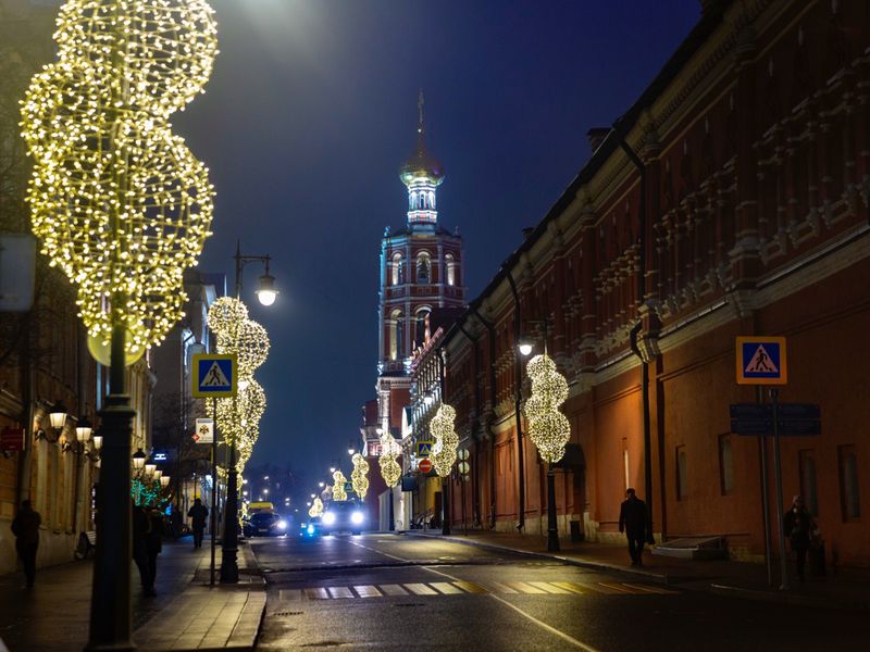Ночная экскурсия по Высоко-Петровскому монастырю - экскурсия в Москве
