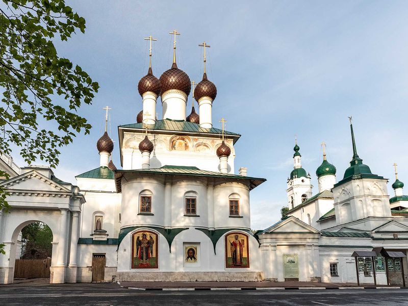 Монастыри и храмы земли Ярославской - экскурсия в Ярославле