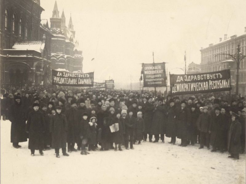 По местам Революции 1917 года с историком - экскурсия в Москве