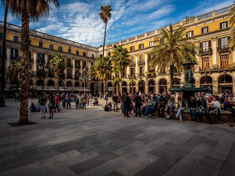 Готический квартал: история и секреты - экскурсия в Барселоне